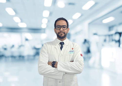 Dr. Lakshay Goel | Robotic & Laparoscopic Surgeon in Ghaziabad | Manipal Hospitals
