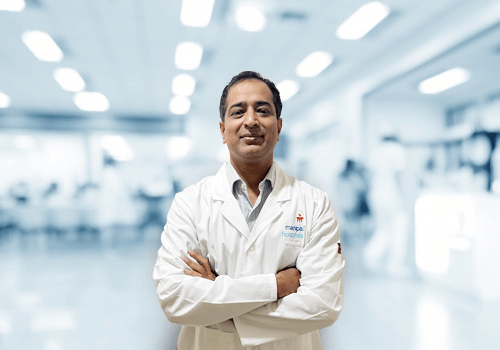  Dr. Adarsh Kulkarni | Consultant - Critical Care Medicine | Manipal Hospitals Old Airport Road