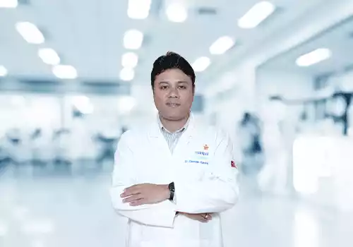 Dr. Davinder Kundra