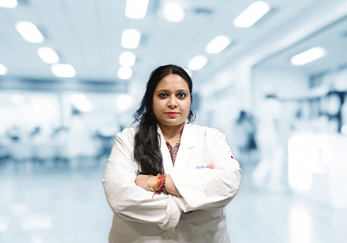 Dr. Debanjana Giri | Best ICU and Critical Care Doctor in Embypass, Kolkata | Manipal Hospitals