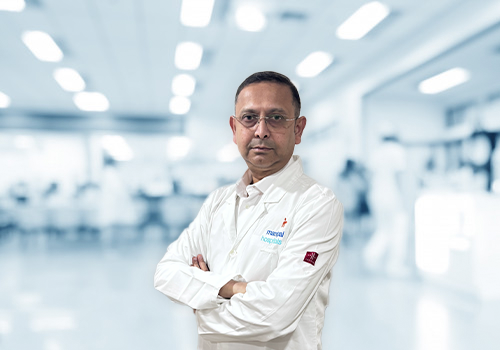 Dr. Debasis Chakravarty | Top Orthopaedic Doctor in Broadway | Manipal Hospitals
