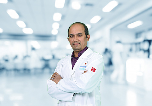 Dr. Girish Sadam Prabhakar | Best Radiation Oncologist in Kanakapura Road, Bangalore | Manipal Hospitals