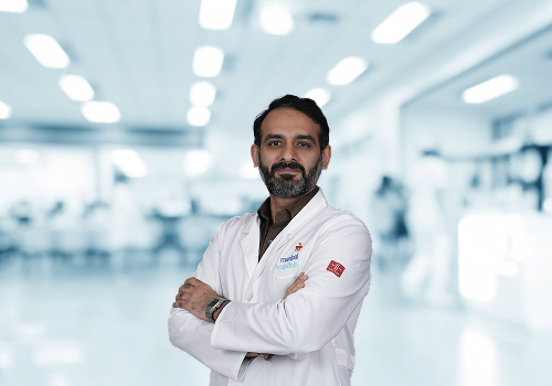 Dr. Pratyush Miglani | Best Internal Medicine Doctor in Electronics City, Bangalore | Manipal Hospitals