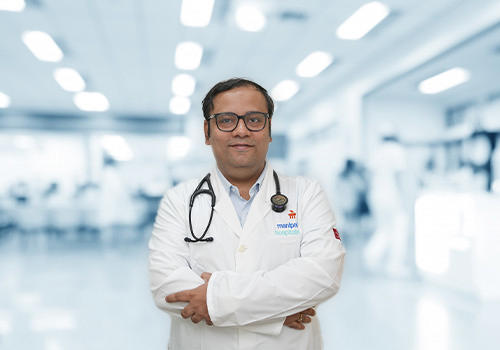 Dr. Sadajit Banerjee | Best Internal Medicine Doctor in Broadway, Kolkata | Manipal Hospitals