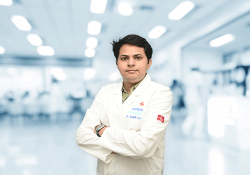 Dr. Sagnik Das | Best ICU and Critical Care Specialist in Embypass, Kolkata | Manipal Hospitals