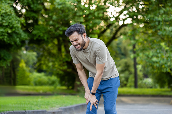 Common Causes of Knee Pain and Prevention Tips