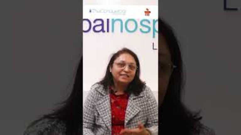 top-cancer-care-doctor-in-delhi.jpeg